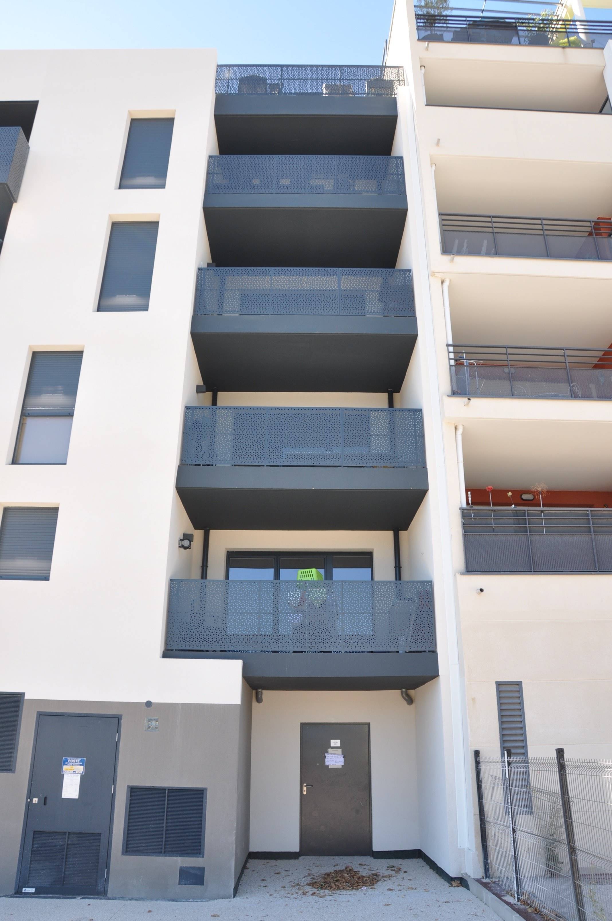 gardanne patio 16