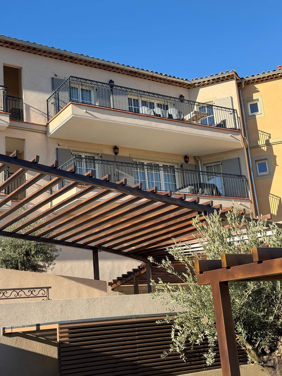 PHOTO-2025-11-27-09-41-20 4_OK